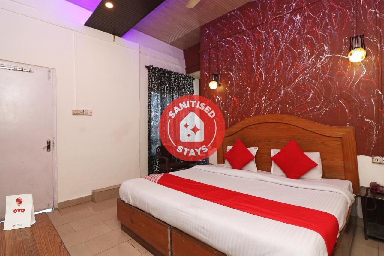 OYO 77158 Hotel Swastik Palace Bhiwandi Bagian luar foto