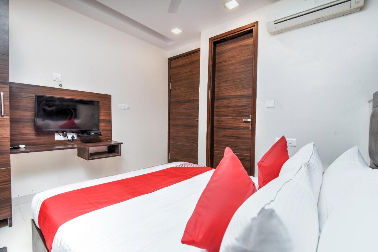 OYO 77158 Hotel Swastik Palace Bhiwandi Bagian luar foto
