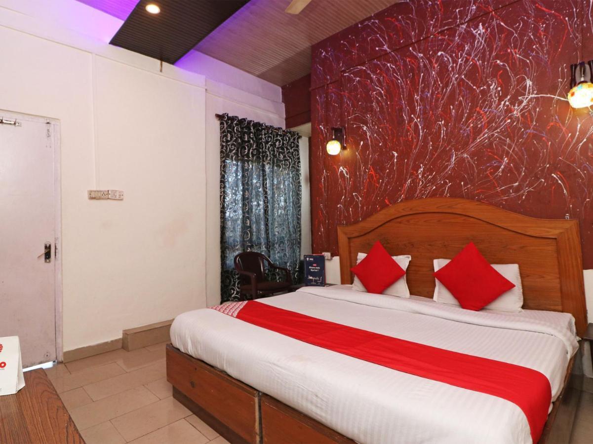 OYO 77158 Hotel Swastik Palace Bhiwandi Bagian luar foto