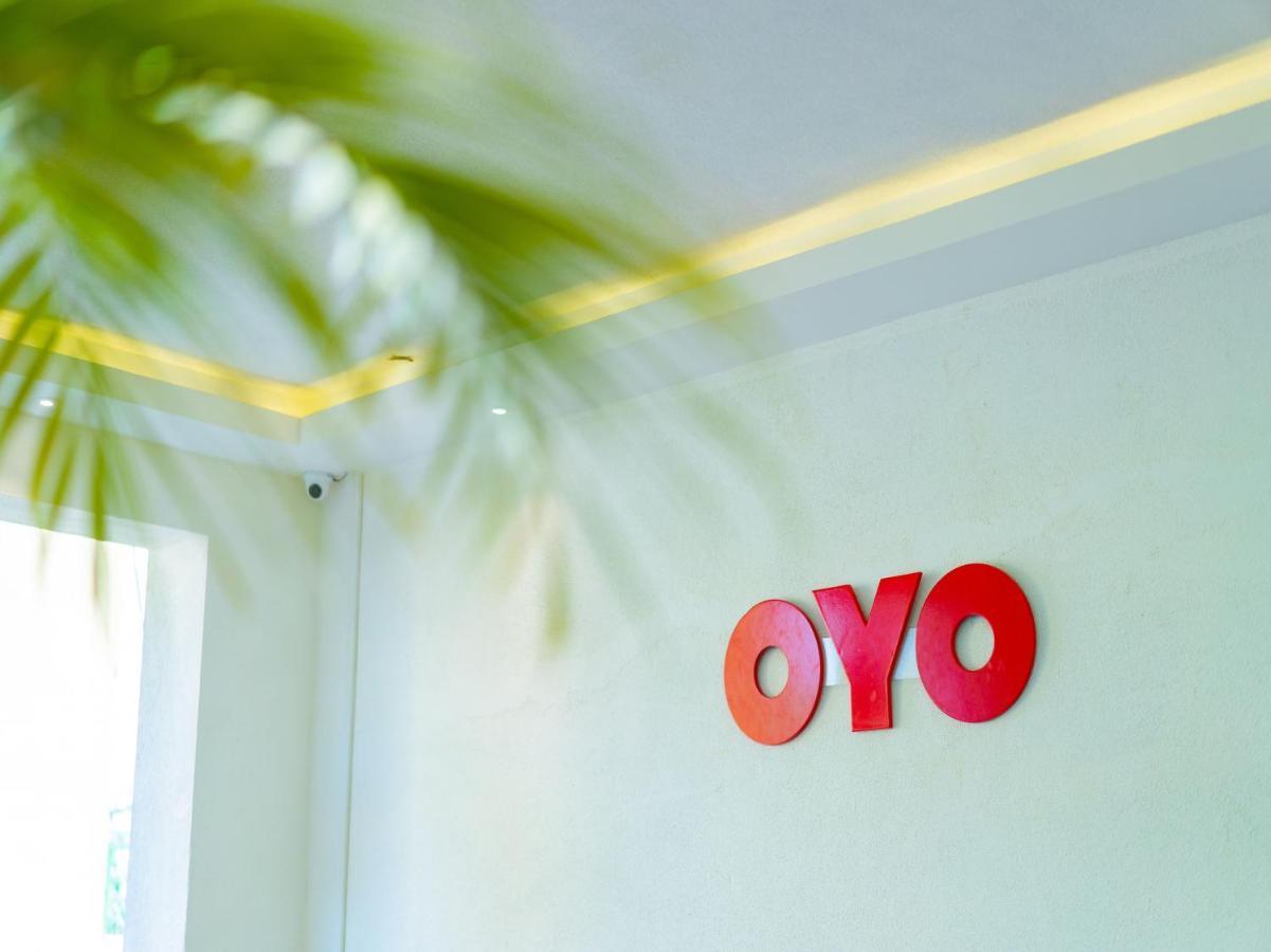 OYO 77158 Hotel Swastik Palace Bhiwandi Bagian luar foto